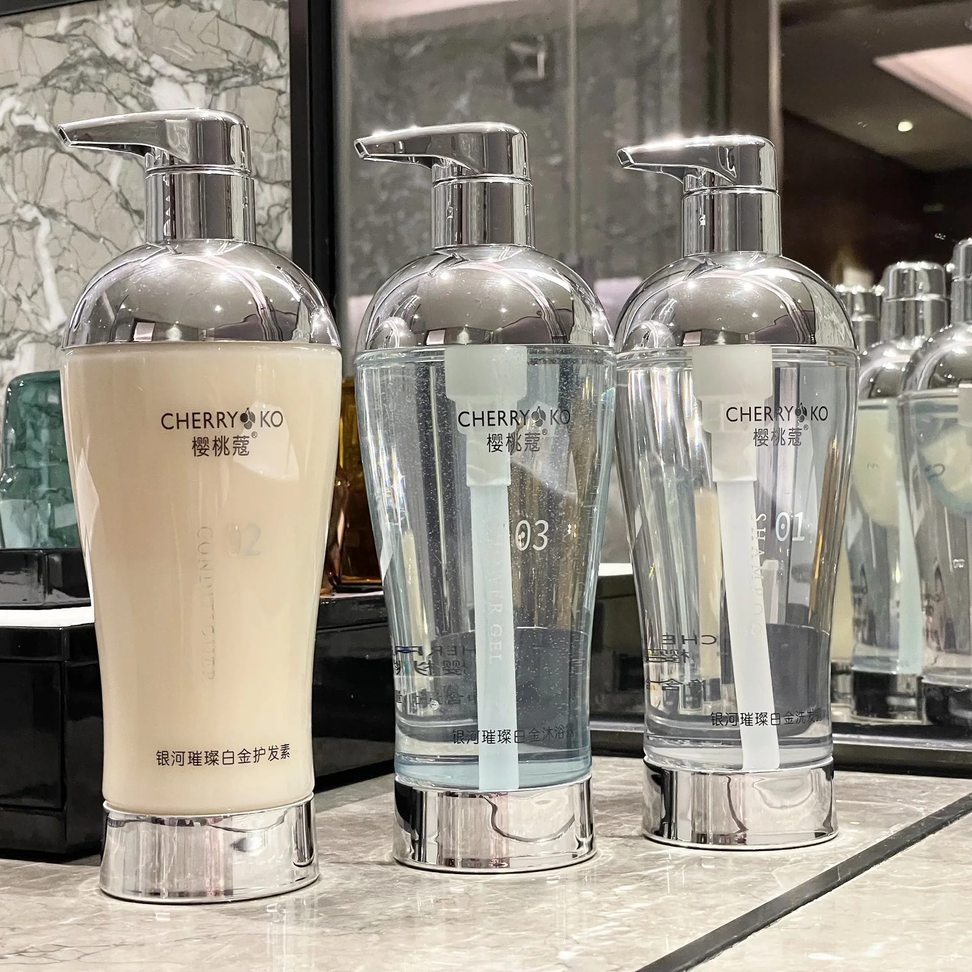 Glimmering Galaxy Гель для душ – обзор и цена Perfume Fragrance Shampoo